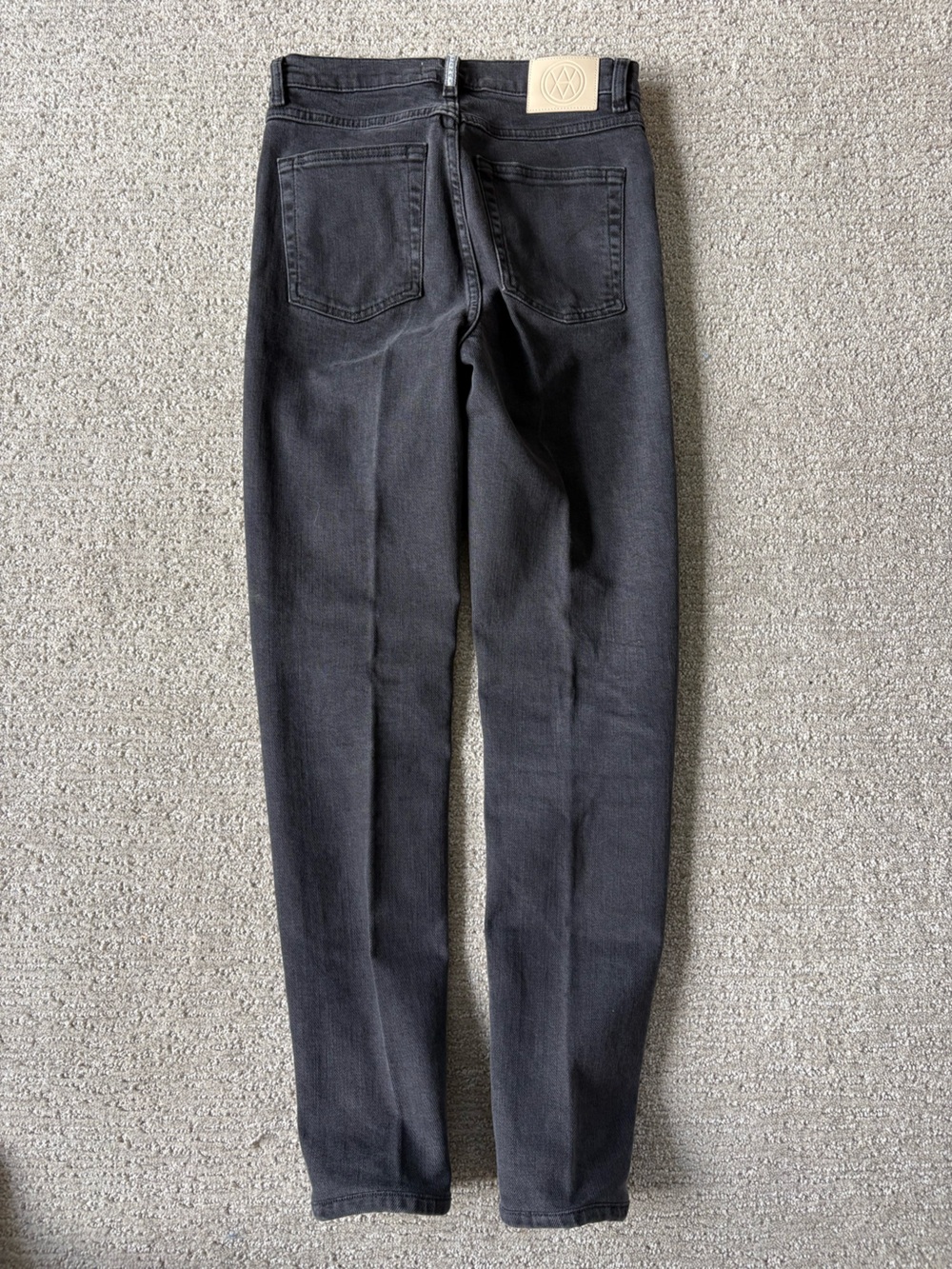 Amendi Classic Women's Black Jeans